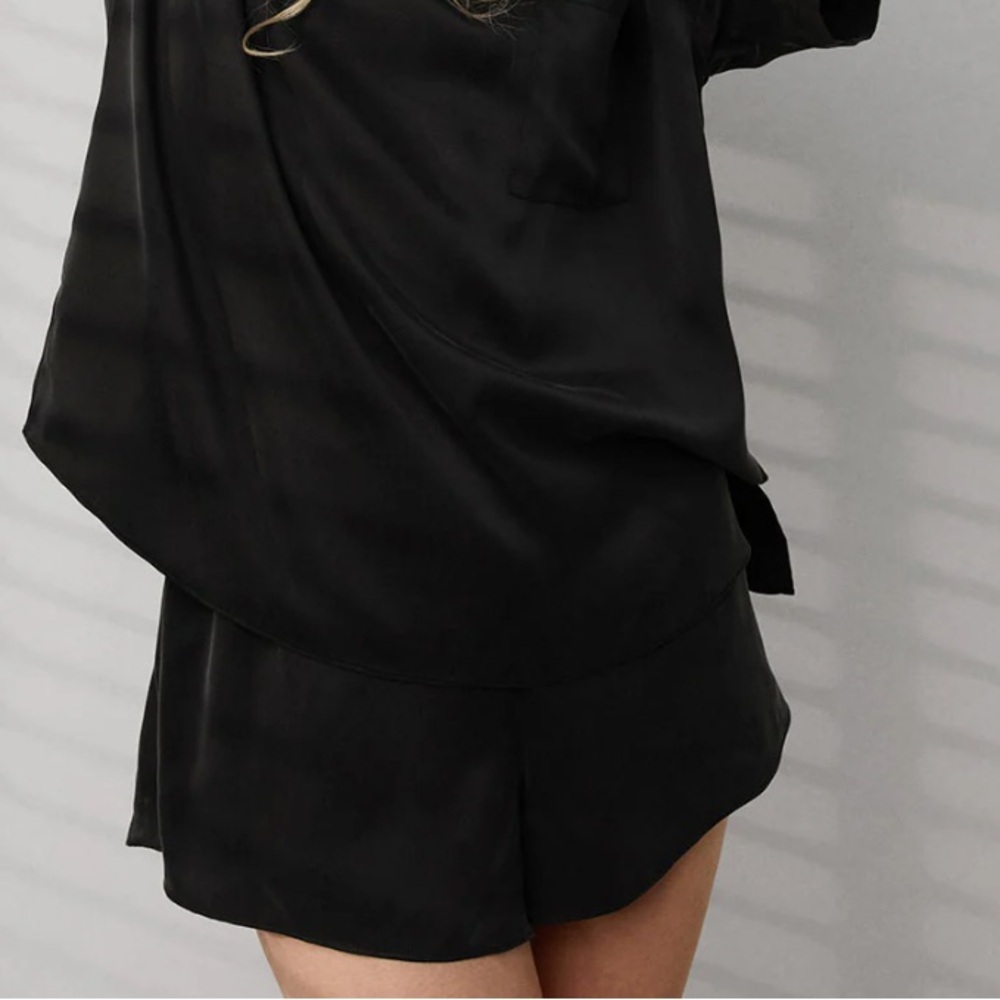 Lunya Black Washable 100% Silk Sleep Lounge Shorts